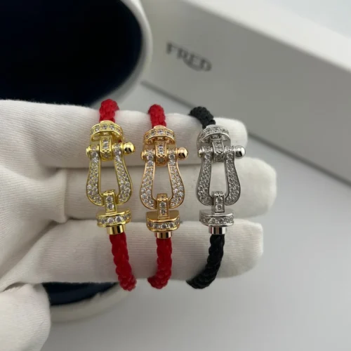 Fred Horseshoe Pavé Red Cord Bracelet