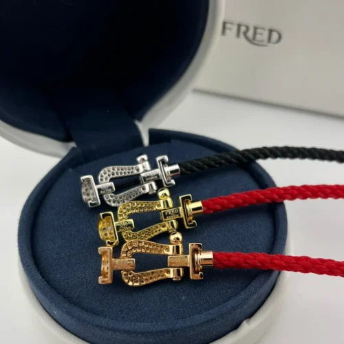 Fred Horseshoe Pavé Red Cord Bracelet
