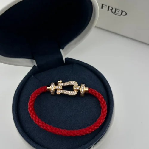 Fred Horseshoe Pavé Red Cord Bracelet