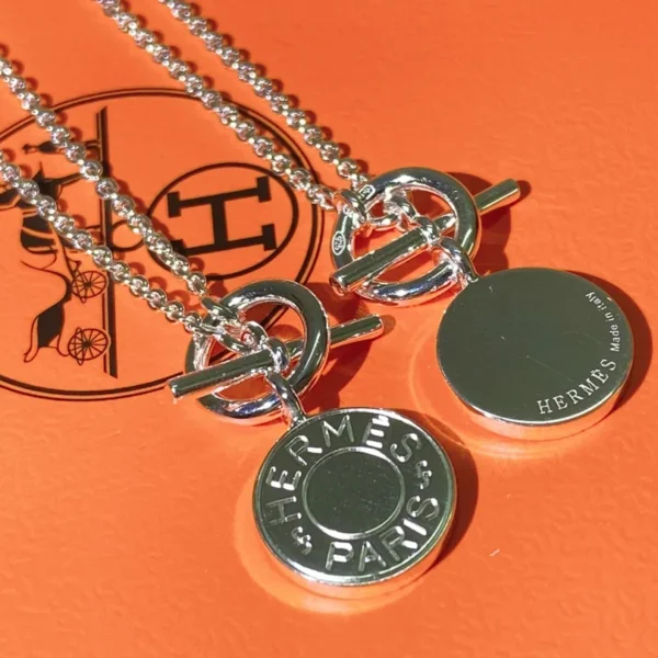 JWHERMES0038-01 Hermes 925 Silver Necklace