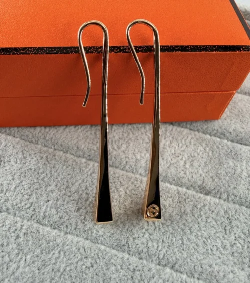 Hermes Polished Long Drop Earrings