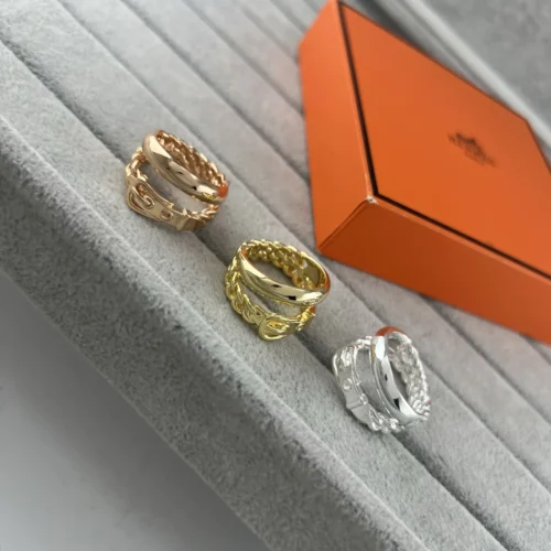Hermes Chain Link Polished Ring