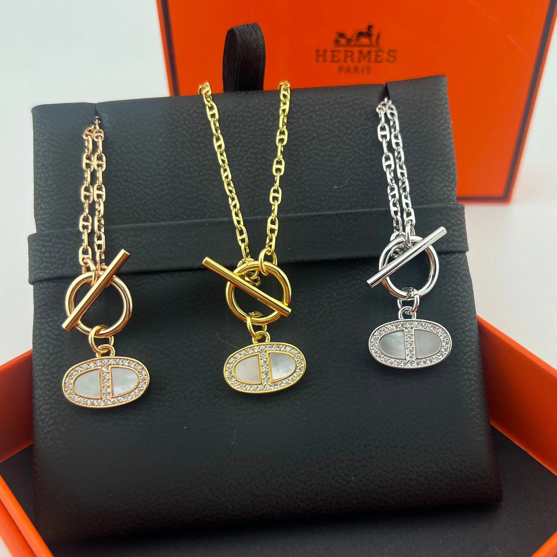 JWHERMES0090-01 Hermes Anchor Link Pavé Necklace