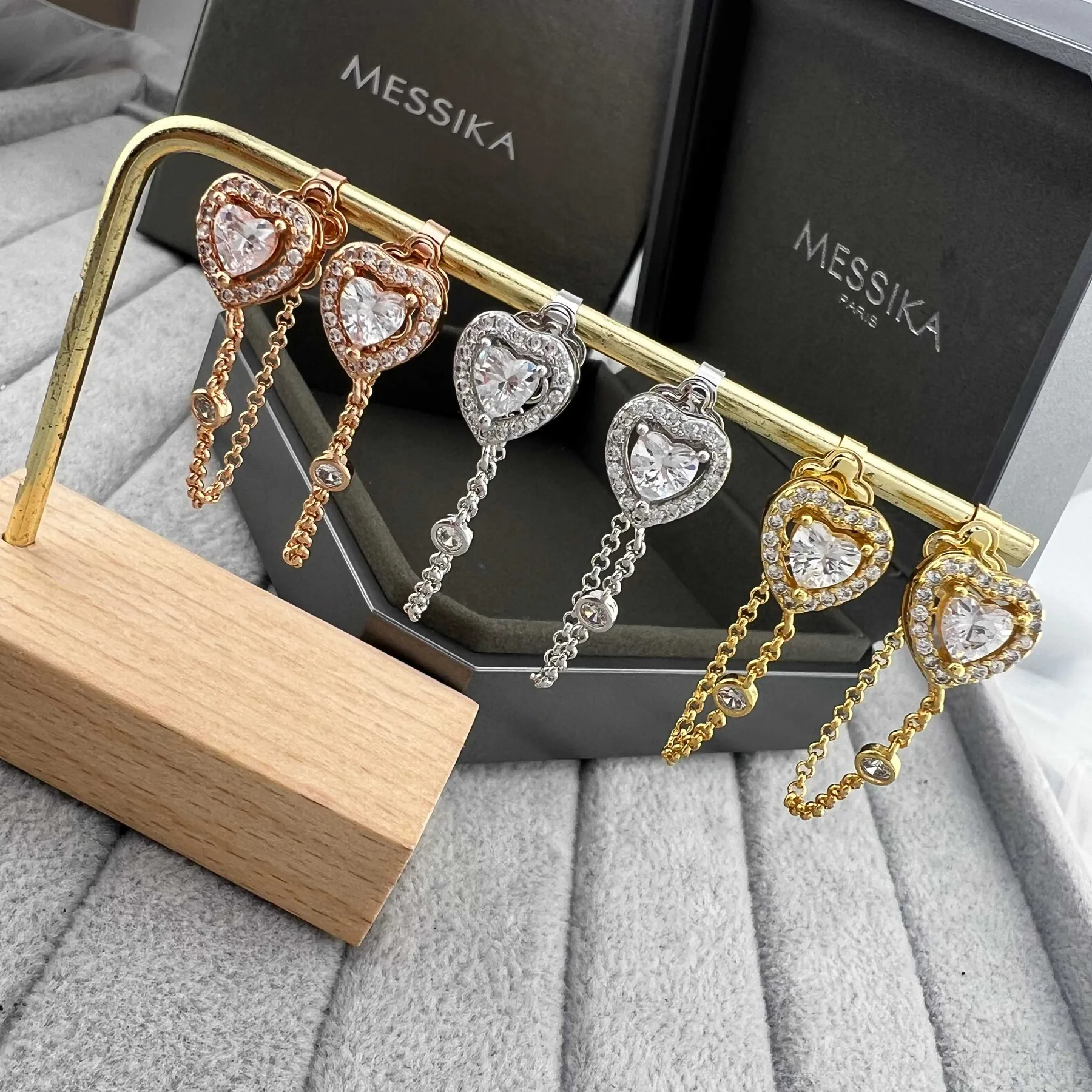 JWMESSIKA0006-01 Messika Heart Tassel Stud Earrings