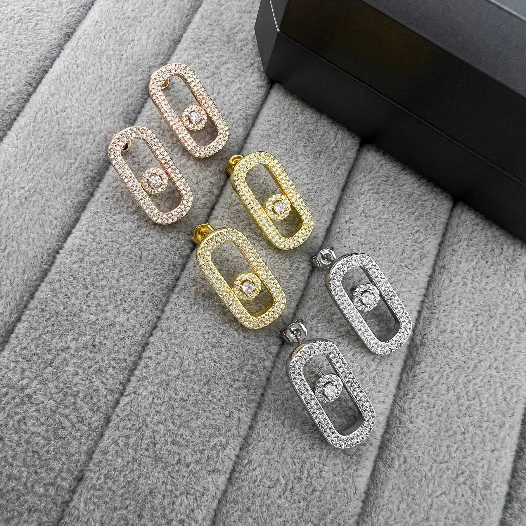 Messika Move Single-Stone Pavé Stud Earrings