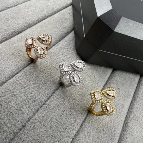 Messika Teardrop Open-Ended Ring