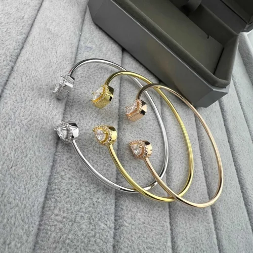 Messika Teardrop Cuff Bracelet