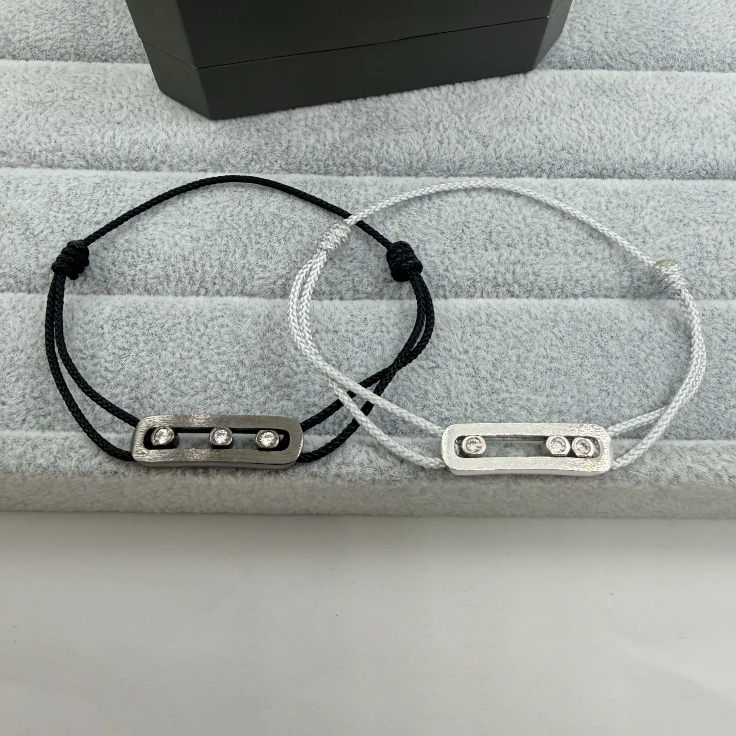 Messika Three-Stone Matte Bracelet