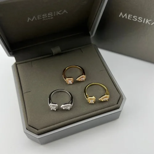 Messika Teardrop Pavé Ring