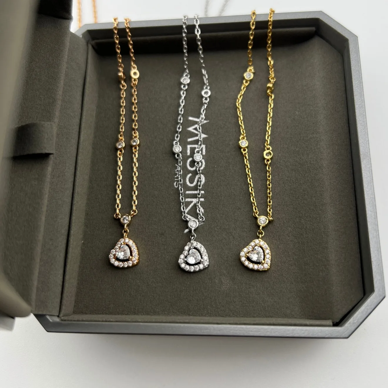 JWMESSIKA0127-01 Messika Heart Openwork Necklace