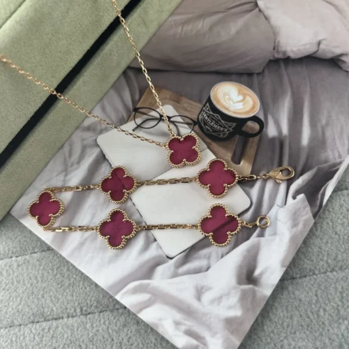 Van Cleef & Arpels Pink Stone Clover Necklace