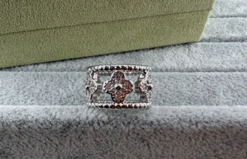 Van Cleef & Arpels Clover Openwork Ring