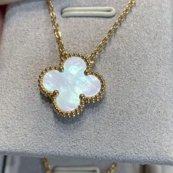 Van Cleef & Arpels Clover Necklace