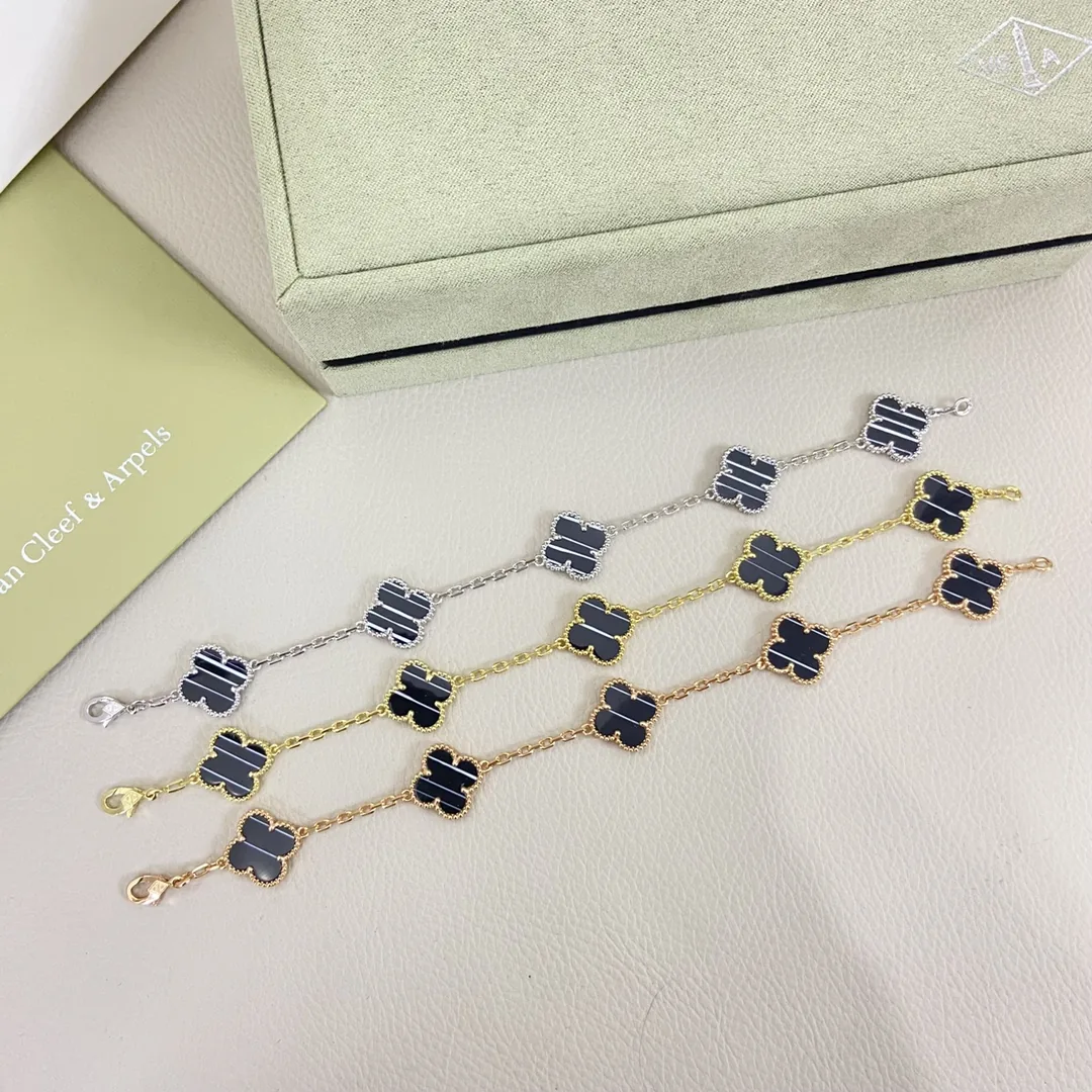 Van Cleef & Arpels Black Onyx Five-Motif Two-Tone Bracelet