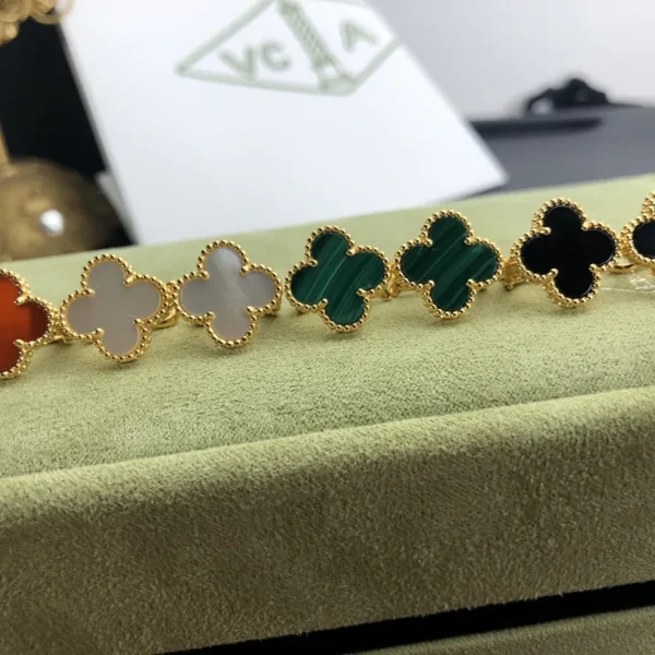 JWVANCLEEF0040-01 Van Cleef & Arpels Clover Stud Earrings
