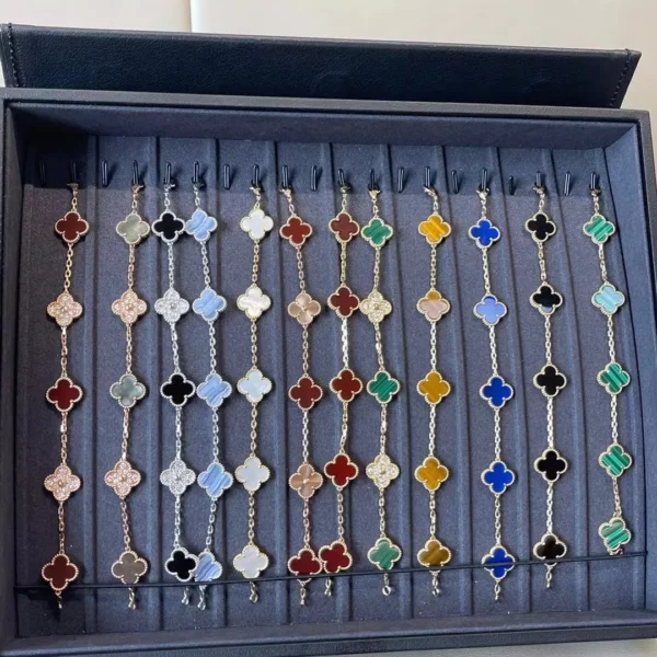 Van Cleef & Arpels Bracelet Collection