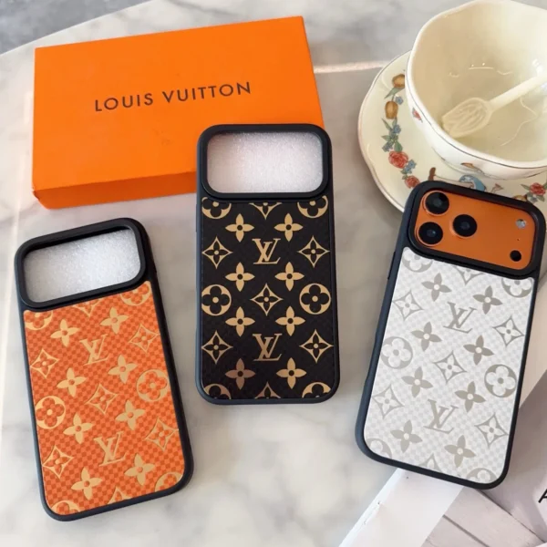 PCLV0128-01 Louis Vuitton Cosmic Orange Full-Cover Phone Case with a Matte Finish - Ref. PCLV0128