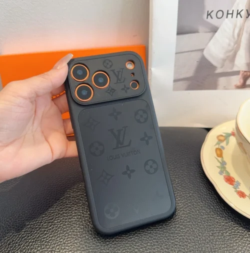 Louis Vuitton Cosmic Orange Full-Cover Phone Case with a Matte Finish - Ref. PCLV0130