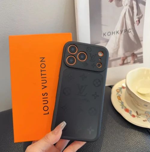Louis Vuitton Cosmic Orange Full-Cover Phone Case with a Matte Finish - Ref. PCLV0130