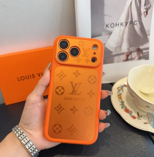 Louis Vuitton Cosmic Orange Full-Cover Phone Case with a Matte Finish - Ref. PCLV0138