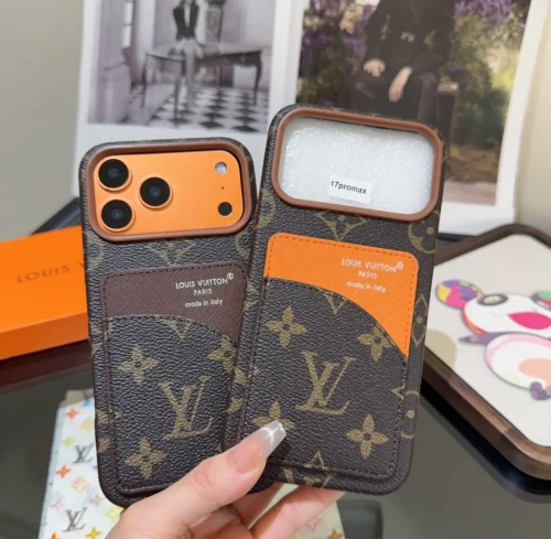 Louis Vuitton Classic Monogram Phone Case with Integrated Cardholder - Ref. PCLV0273