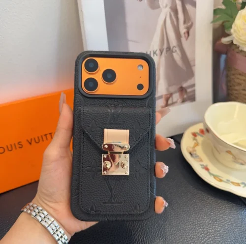 Louis Vuitton Classic Monogram Phone Case with Integrated Cardholder - Ref. PCLV0277