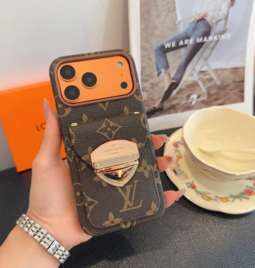 Louis Vuitton Classic Monogram Phone Case with Integrated Cardholder - Ref. PCLV0278
